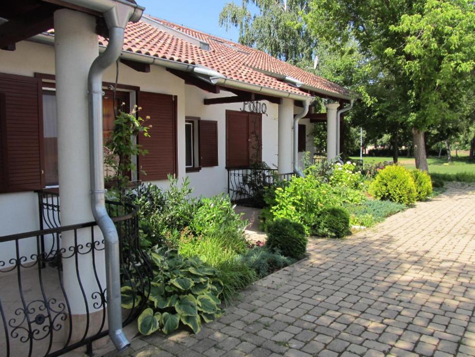 Villa Patio Экстерьер фото